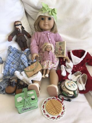 American Girl Pleasant Co Kit Doll W/ 3 Outfits Lunchbox,  Waffle Iron