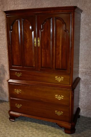 Vintag Ethan Allen Solid Cherry Tall Chest/chifforobe/wardrobe W/fitted Interior