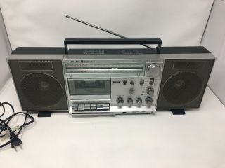Vtg General Electric Ge Model 3 - 5265a Am/fm Radio Cassette Stereo Boombox