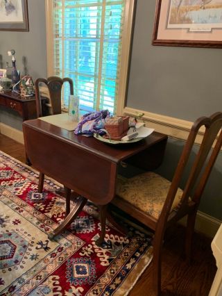 English Antique Mahogany Duncan Phyfe Drop Leaf Dining Room Table & Chairs