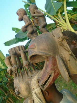 Fine Tribal Galleries - Stunning Dan We Guere Monkey Mask - Danane Cote D 