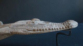 Old and crocodile canoe head from the sepik river in Guinea 3