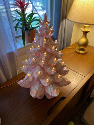 Vintage Atlantic Mold Musical Pink And White Ceramic Christmas Tree 18 "