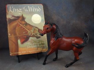 Sham Breyer Horse Model,  W/ Vtg Hc Book.  Doubled Signed By Henry And Dennis