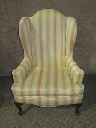 Vintage Ethan Allen Queen Anne Style Wing Chairs 3
