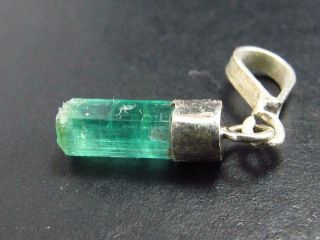 Gem Emerald Crystal Silver Pendant From Colombia - 0.  8 "