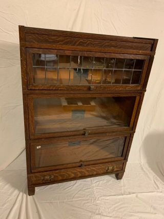 Antique Globe Wernicke Barrister Bookcase W/leaded Glass In Quarter - Sawn Oak