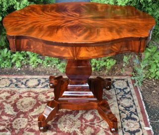 1860s Antique American Empire Crotch Mahogany Center Table / Parlor Table