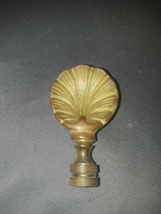 Vintage Brass Clam Shell Hollywood Regency Lamp Finial 2.  5 "