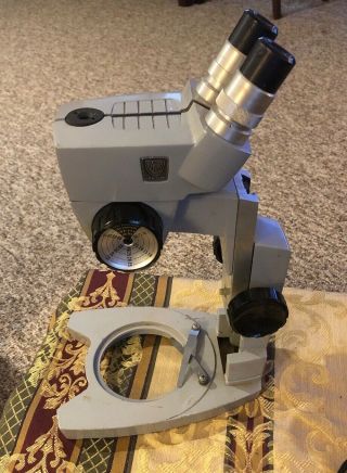 Spencer Ao (american Optical) Vintage Microscope - 56 - 36