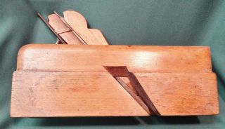Half Round Wooden Molding Plane By Sandusky Tool Co Of Ohio No.  113 Cuts 1 - 1/8 "