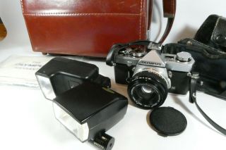 Old Vintage Olympus Om 1 Slr 35mm Film Camera Set