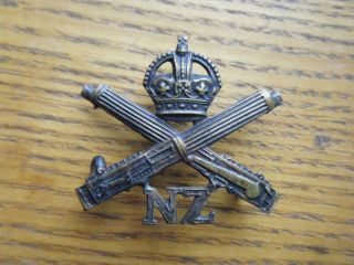 Zealand Machine Gun Collar Insignia -