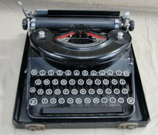 Vintage 1934 Underwood Elliott Fisher Company Portable Typewriter Needs Service