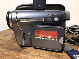 Sony Handycam CCD - TRV328 Hi - 8 Analog Camcorder (Vintage) (Great) 2