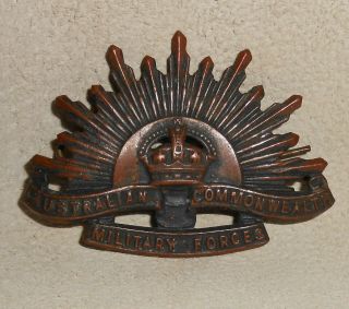 Wwi Australian Commonwealth Military Forces Cap/hat Badge : K.  C.  Luke Melbourne