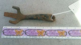 Antique Vintage Cast Iron Wood Stove Coal Burner Plate Lid Lifter / Handle Tool 3