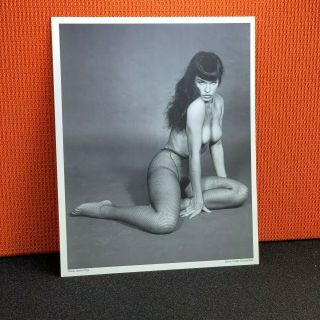 BUNNY YEAGER 8x10 PHOTO BETTIE PAGE FAMOUS PHOTOGRAPHER RARE 24 3