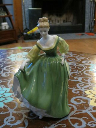 Vintage 1962 Royal Doulton Porcelain Figurine Fair Lady Green Hn 2193 Pristine
