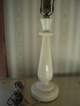 Vintage Aladdin Alacite Ivory Colored Electric Table Lamp