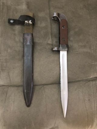 Vintage Fixed Blade Foreign Military Bayonet Knife W/sheath / Vgvc