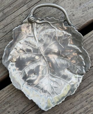 Vintage Israel Freeman & Sons Ifs Silver - Plate Leaf Ornate Dish Handle England
