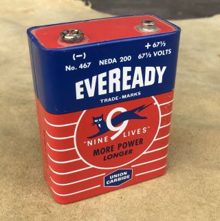 Vintage Eveready Radio Battery " B " Cat Nine Lives 67 1/2 Volts No.  467