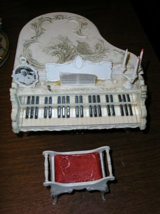 1964 Vintage Barbie & Midge Grand Piano And Music Box W/stool
