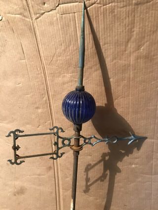 Vintage Cobalt Blue Ribbed Glass Lightning Rod Ball 4 1/4”