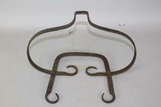 RARE RARE 17TH C AMERICAN WROUGHT IRON HANGING KETTLE OR POT WARMER OLD SURFACE 3