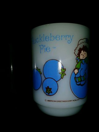 VTG AH Anchor Hocking STRAWBERRY SHORTCAKE Huckleberry Pie Milk Glass Coffee Cup 2