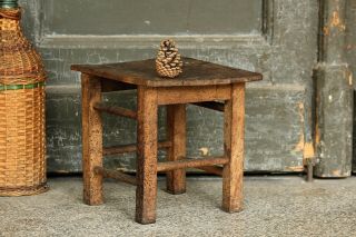 Vintage Farmhouse Wooden Step Stool Rustic Four - Legged Stool Kitchen Furniture