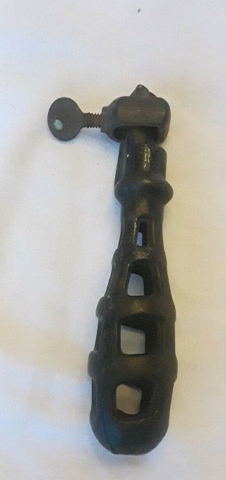 Vintage Cast Iron Skeletal Handle Lid Lifter For Pot Belly Or Cook Stove 8 1/4 "