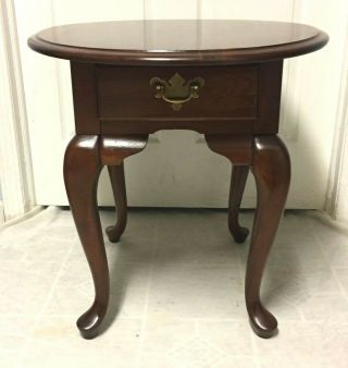 Vintage Broyhill Lenoir House Cherry Queen Anne Style Oval End Table - Rare