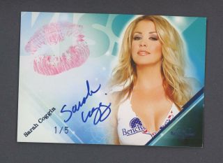 2009 Benchwarmer Blue Foil Sarah Coggin Signed Auto Kiss Card 1/5