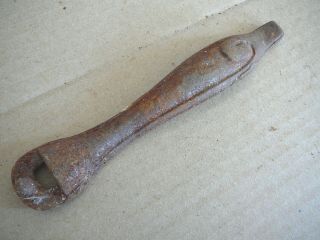 Antique Cast Iron Stove Base Burner Lid Lifter 8 " Long - Sup Ren Inot - Good