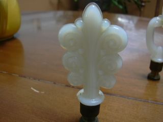 Aladdin Mantle Electric Lamp Finial Alacite Glass Scroll Bouquet
