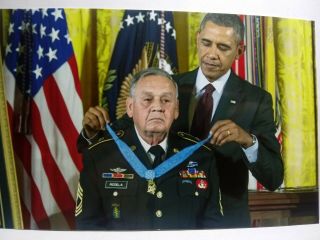 Jose Rodela Hand Signed On The Back Of 4x6 Photo - Medal Of Honor Vietnam War