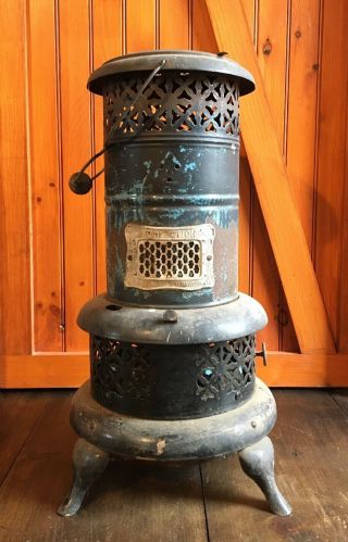 Vintage Perfection No.  525 Kerosene Oil Heater Stove Metal Antique Complete