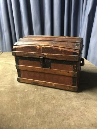 Antique 1800s Childs Doll Dome Top 12 " Trunk Chest Interior Tray Hump