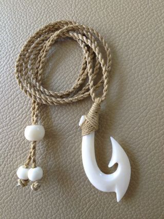 Hawaiian Fishhook Necklace Carved From Buffalo Bone 1 1/2”t With Adjustable Cord