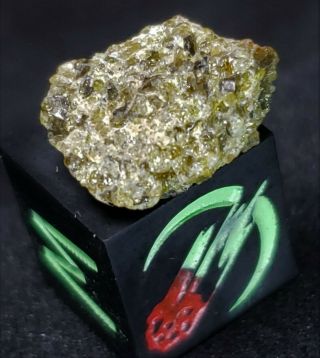 0.  83g Of Rare Nwa 6704 Ungrouped Achondrite Meteorite Fragment Imca 6236