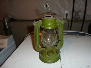 Vintage Green Globe Brand Kerosene Oil Lantern 202 Made In Hong Kong