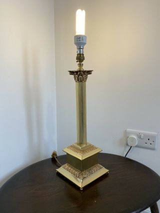 Large Vintage Brass Corinthian Column Table Lamp Light Lamp Gold