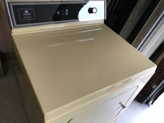 Vintage matching Maytag Washing Machine And Dryer From 70’s SHAPE 3
