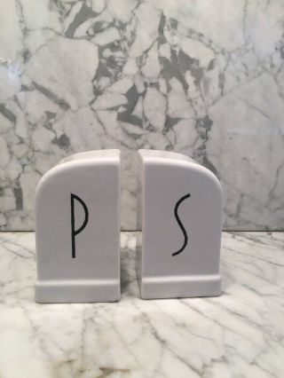 O’keefe And Merritt Stovetop Salt And Pepper Shakers