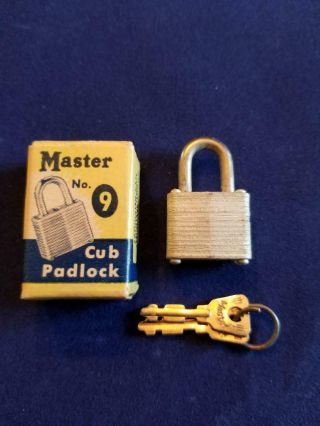 Vintage 1 " High Made In Usa Mini Master Lock No.  9 Cub Padlock