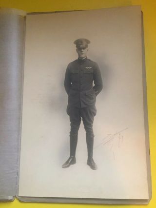 World War 1 United States Officer In Uniform Picture 1918
