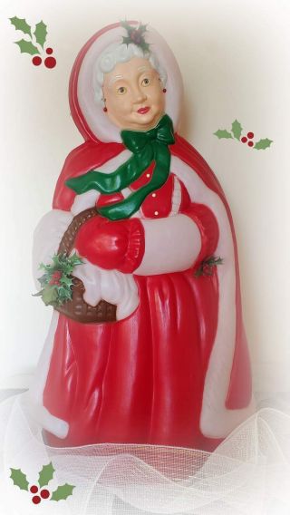 Vintage Mrs.  Claus Christmas 40 " Blow Mold U.  S.  A.  Made Santa 
