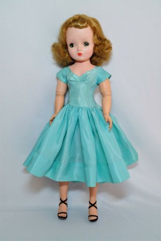 Vintage 1955 Madame Alexander Cissy Doll 20 " With " Cissy " Label Dress